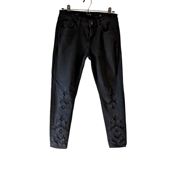 Miss Me size 28 Skinny ankle Black Jeans with embrodried legs - Picture 1 of 15